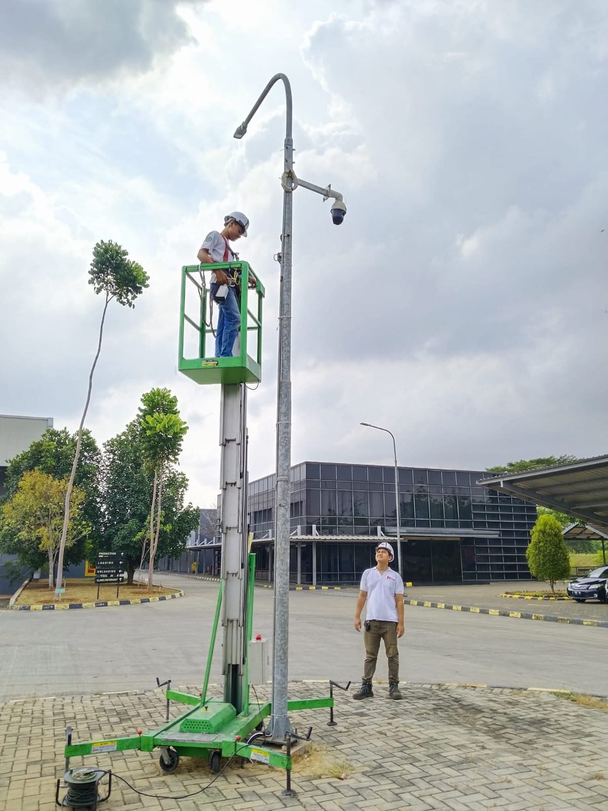 Survei & Pemasangan Bracket Kamera